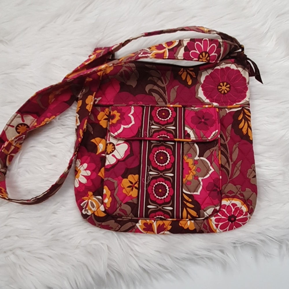 Vera Bradley crosse body as new
